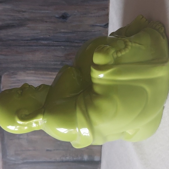 Sitting Buddha Statue - Picture 4 of 5